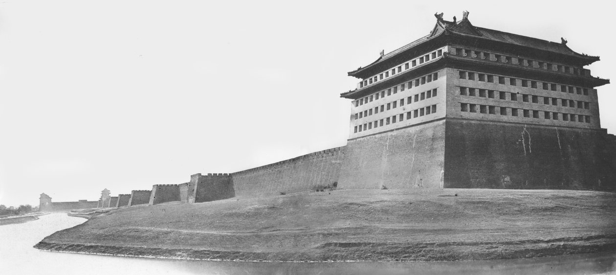北京城墙的北角和东角，1860年 作者 菲利斯·比托（Felice Beato）