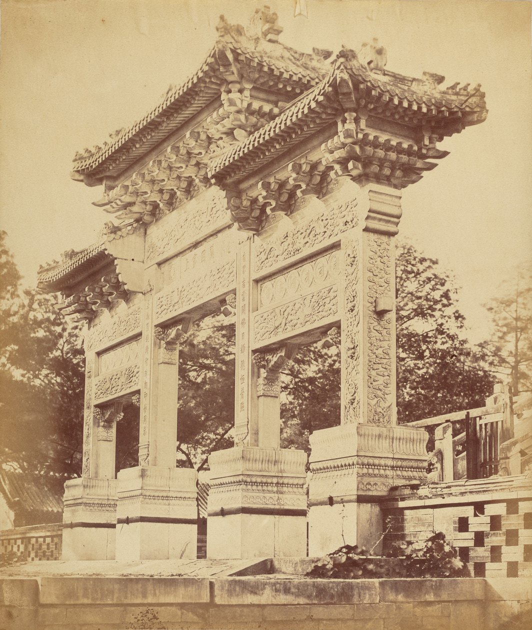 北京附近喇嘛庙的拱门，1860年10月 作者 菲利斯·比托（Felice Beato）