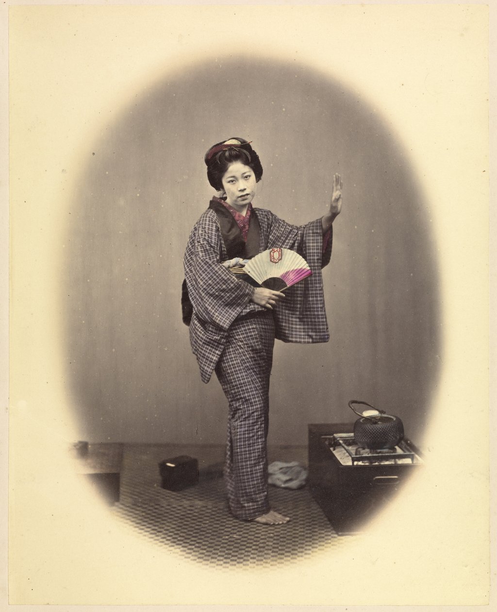 跳舞的女孩 1868 年 费利斯-贝托 作者 菲利斯·比托（Felice Beato）