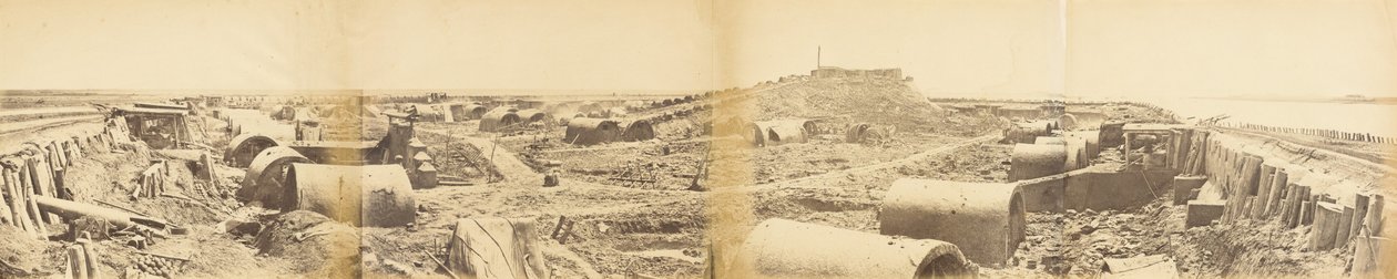 1860年8月21日夺取北塔库堡后的内部情况 作者 菲利斯·比托（Felice Beato）