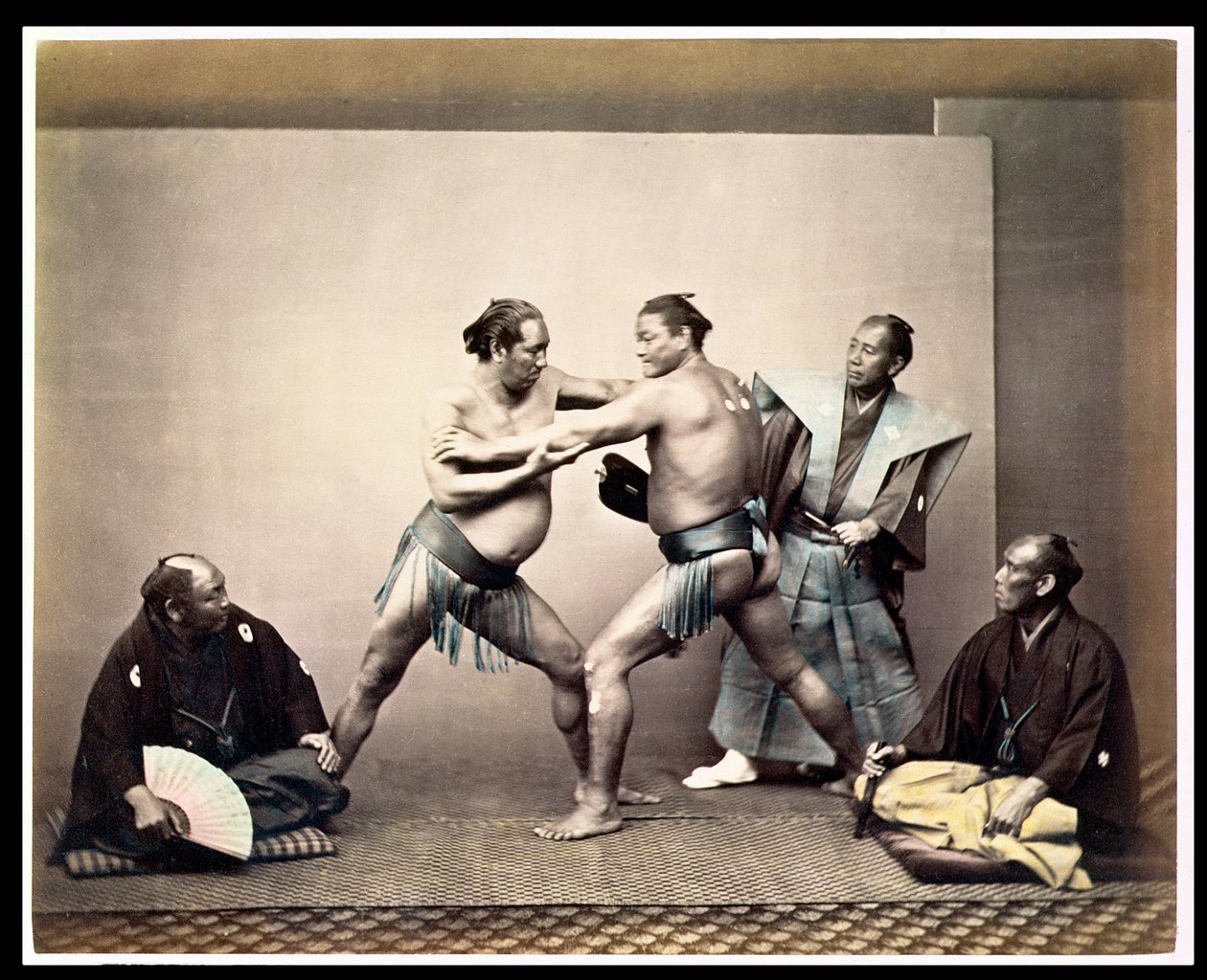 Sumo摔跤手，c.1870-80（蛋白打印） 作者 菲利斯·比托（Felice Beato）