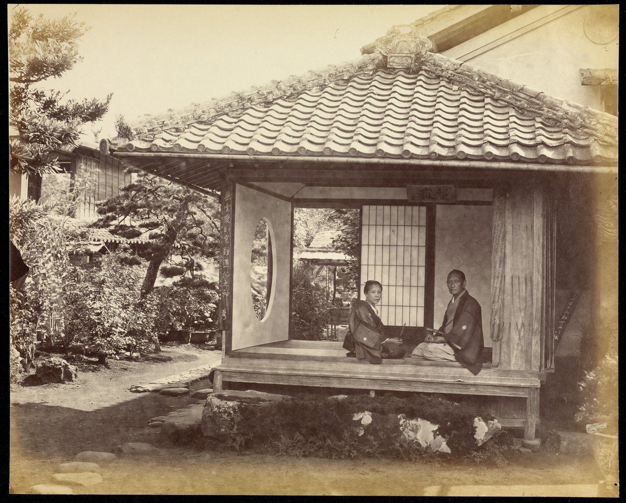 被称为 "大亨歇脚处 "的茶馆 作者 菲利斯·比托（Felice Beato）