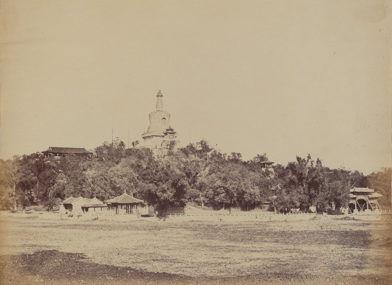 1860年10月29日，北京，帝国冬宫的大塔，1860年。 作者 菲利斯·比托（Felice Beato）