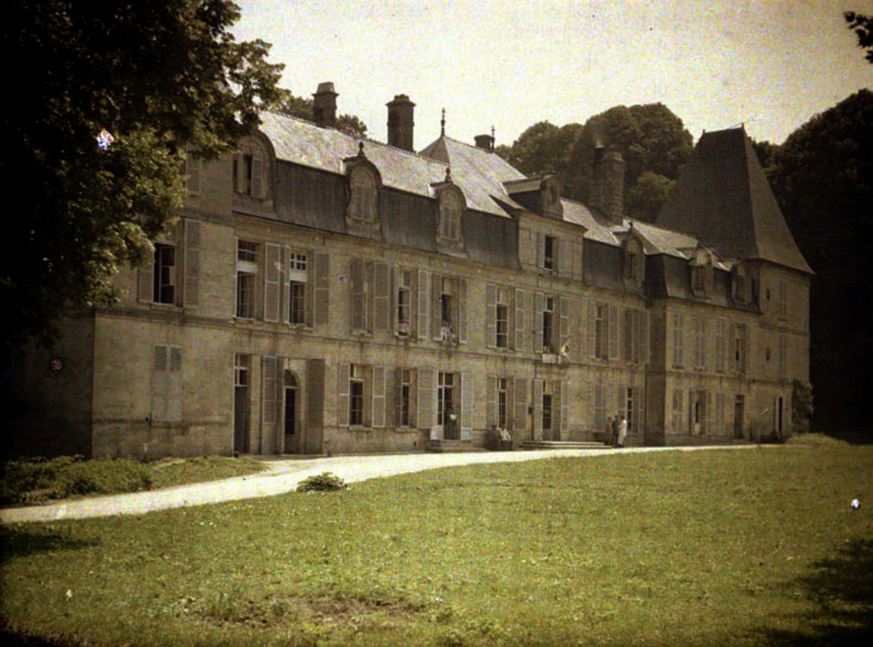 Chateau Vauxbuin，法国军队用作医院，Soissons，Aisne，France，1917（autochrome） 作者 费尔南德·库维尔