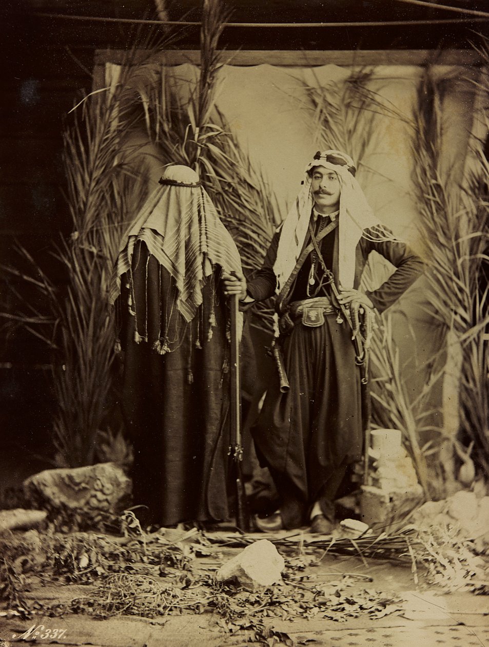 专辑Damas et Baalbek：叙利亚夫妇穿着传统服装 作者 菲利克斯邦菲尔斯
