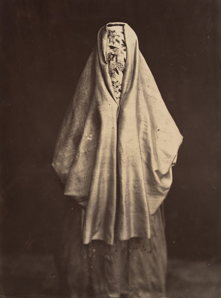穿着城镇服装的土耳其妇女，1870年代。 作者 菲利克斯邦菲尔斯