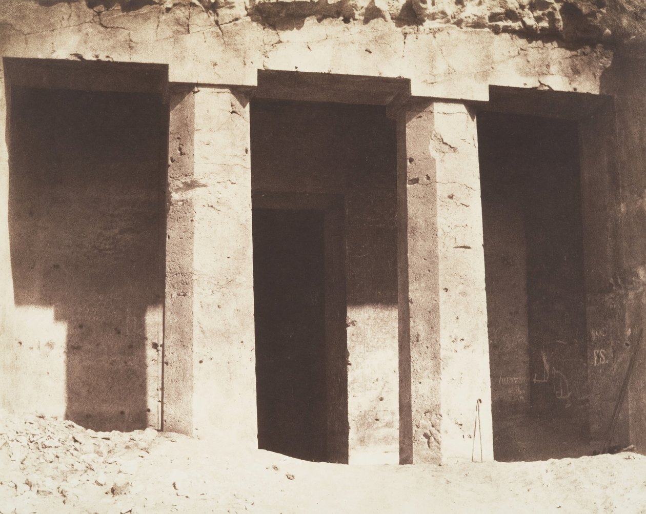 贝尼-哈桑，Hypogean建筑，阿莫内伊之墓，1851-52年。 作者 费利克斯·泰纳德