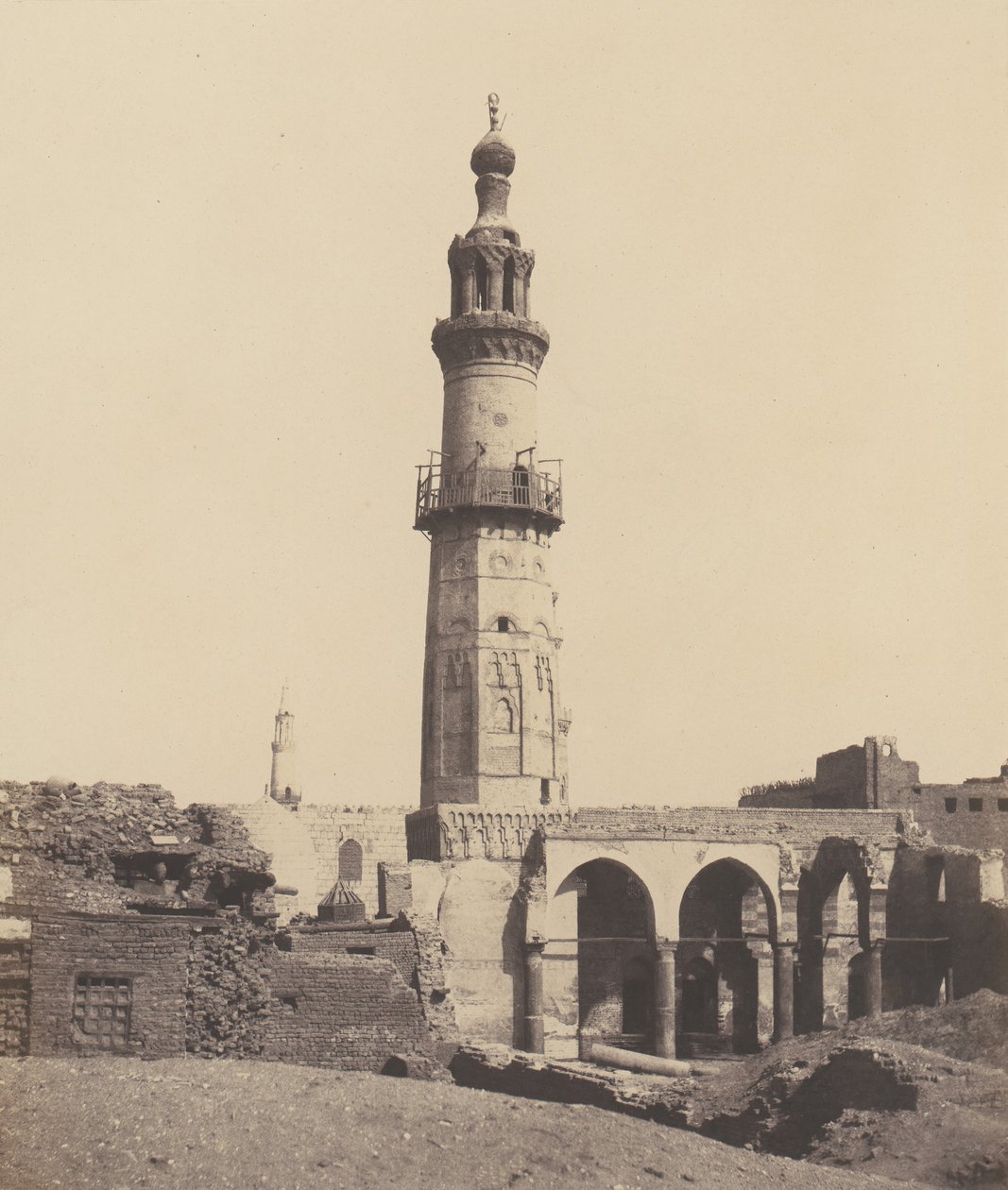 Djirdjeh，尼罗河畔的废旧清真寺，1851-52年，1853-54年印刷。 作者 费利克斯·泰纳德