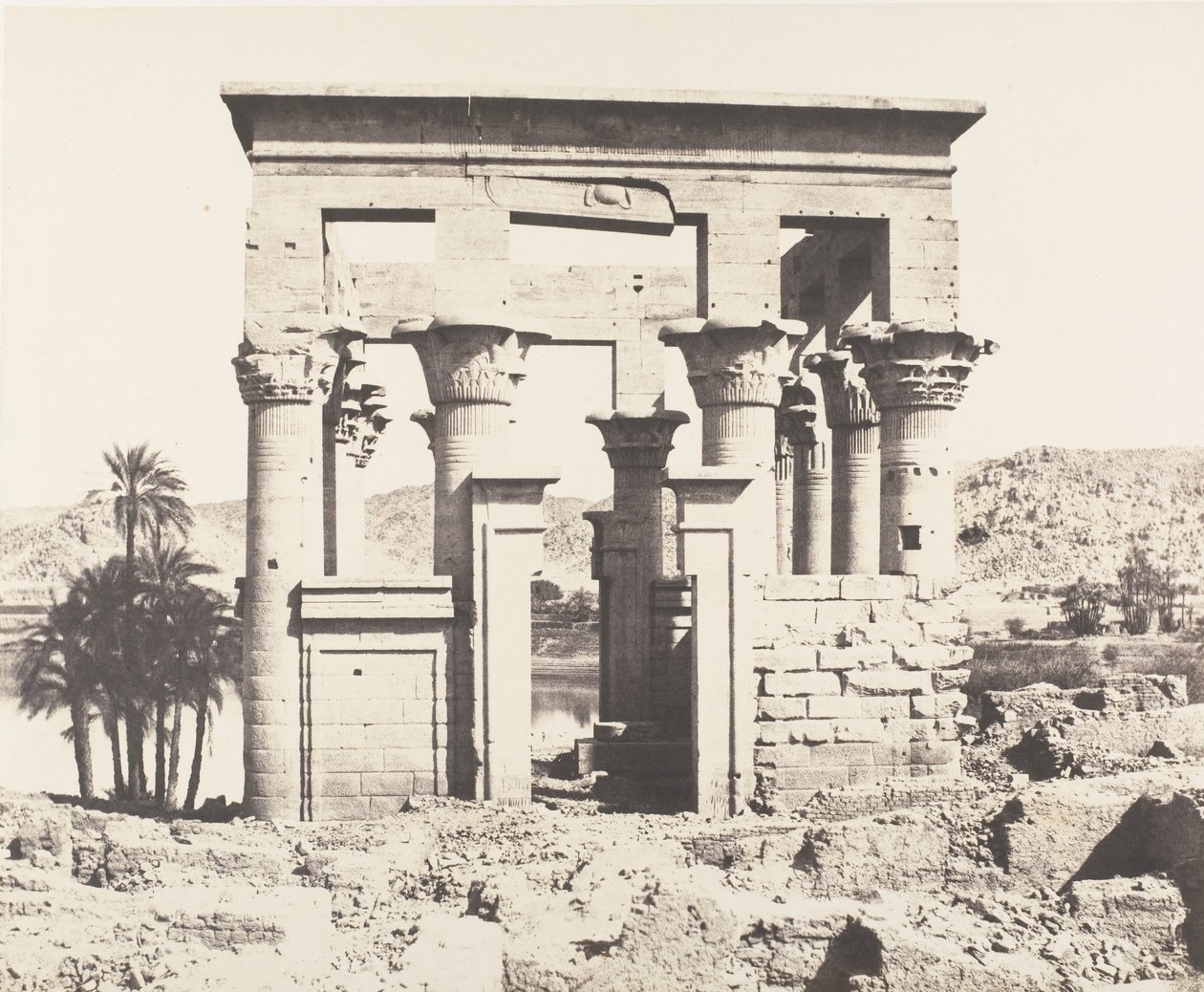 Fileh Philæ岛，东楼-西立面-P.的景观，1851-52年，1853-54年印刷。 作者 费利克斯·泰纳德