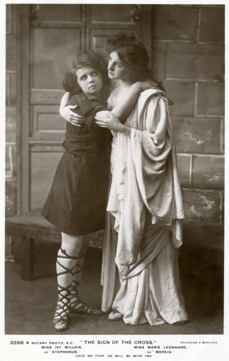 常春藤米莱（Ivy Millais）和玛丽·莱昂哈德（Marie Leonhard），女演员，摄于c1900年代。 作者 富勒姆和班菲尔德