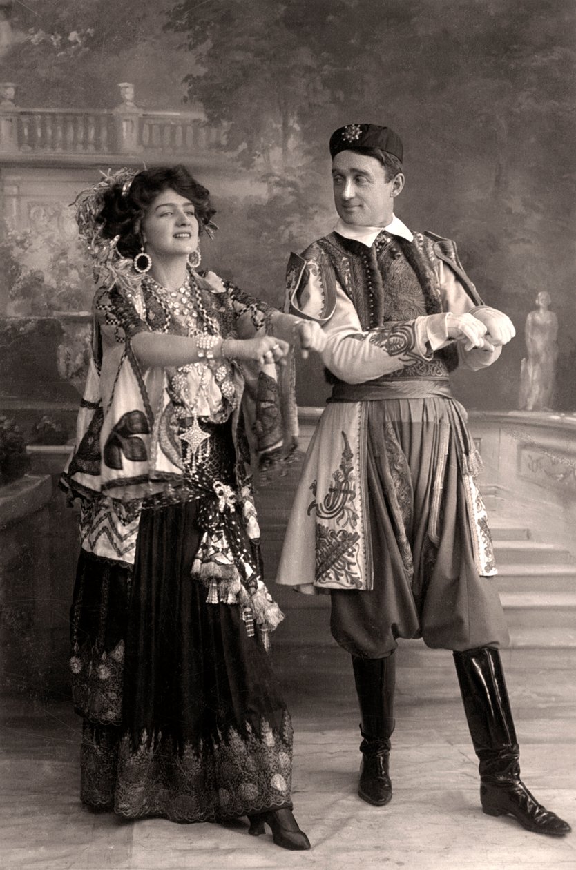 Lily Elsie和Joseph Coyne在《风流寡妇》中，1908年。 作者 富勒姆和班菲尔德