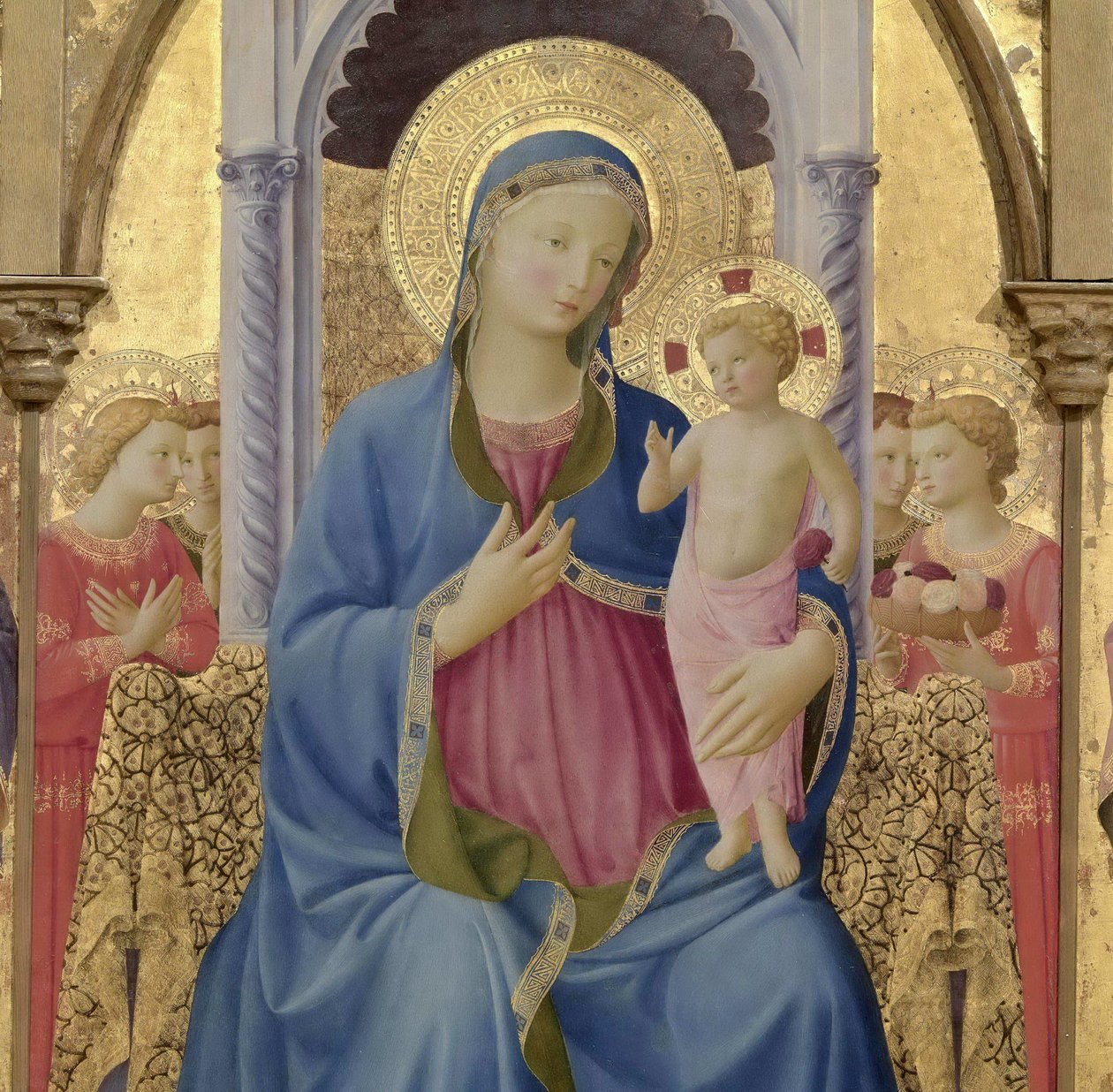 圣母与儿童。科尔托纳连环画 中央面板的细节，约1437年。 作者 Fra Giovanni Angelico da Fiesole