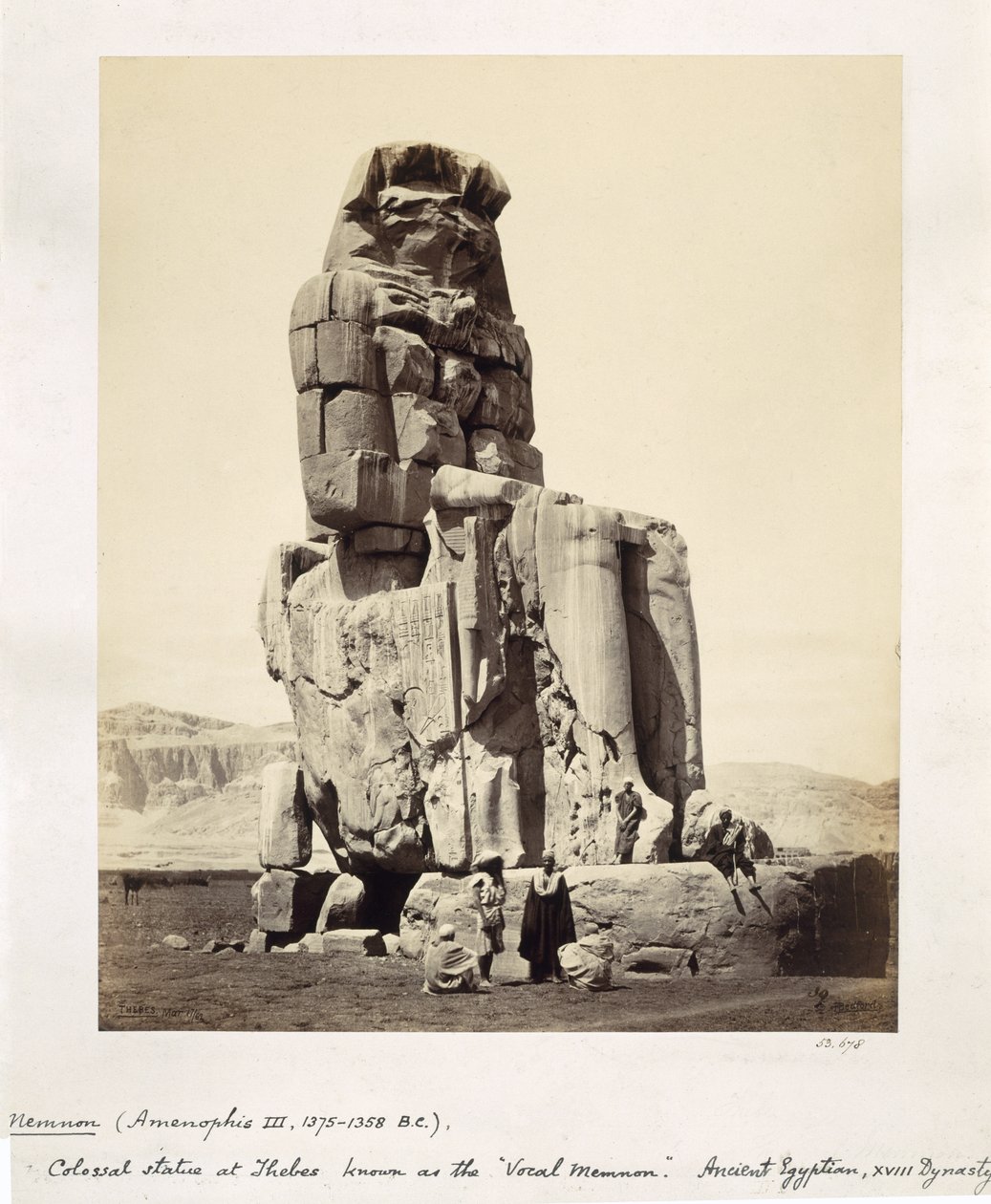 &39;Vocal Memnon&39;，阿蒙霍特普三世的巨大雕像，十八王朝，公元前1373-1358，底比斯，1862年（棕褐色照片） 作者 弗朗西斯·贝德福德