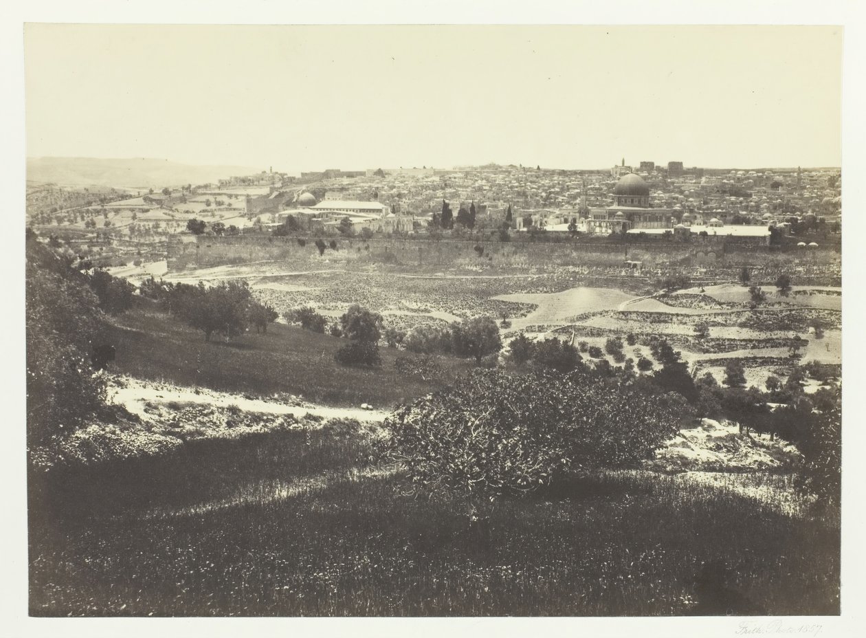 耶路撒冷，从橄榄山，第1号，1857年。 作者 弗朗西斯·弗里斯