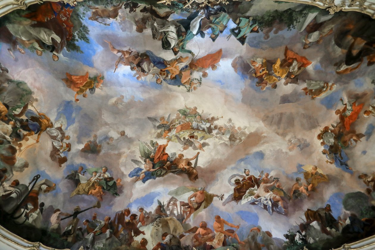 美泉宫大画廊的天花板壁画，奥地利君主制繁荣的寓言，奥地利维也纳，2024 年（照片） 作者 弗兰克·巴菲特里尔