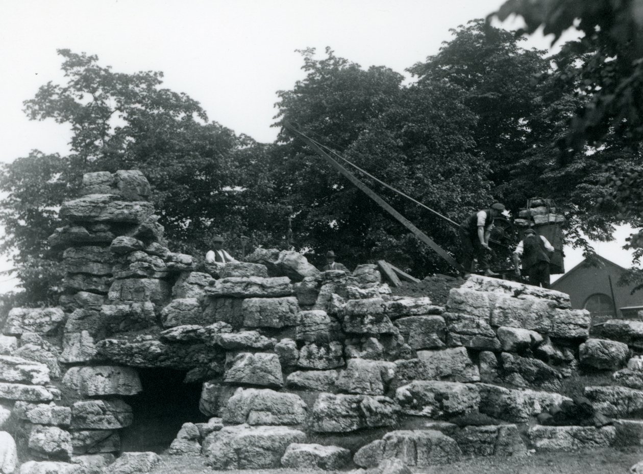 1924年6月在伦敦动物园建造ElandAnlope Paddock 作者 弗雷德里克·威廉·邦德