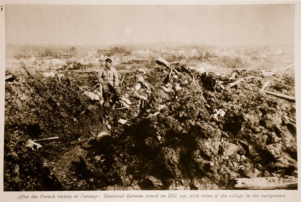 法国人在Carency取得胜利之后：1914  -  19年在希尔125号破碎的德国战壕 作者 法国摄影师