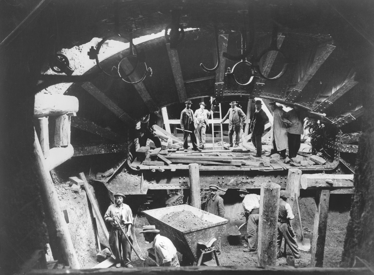 建造巴黎地铁，c.1900 作者 法国摄影师