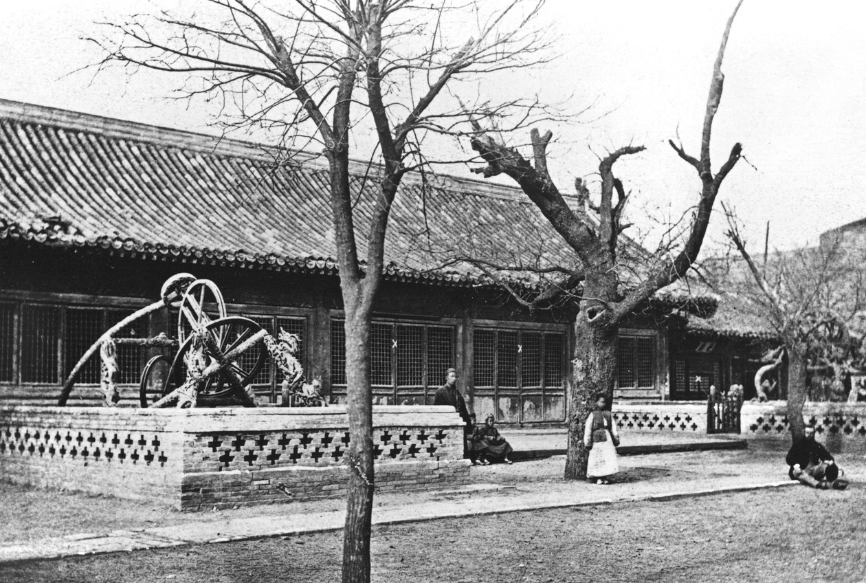 北京帝国天文台，中国，c.1900 作者 法国摄影师