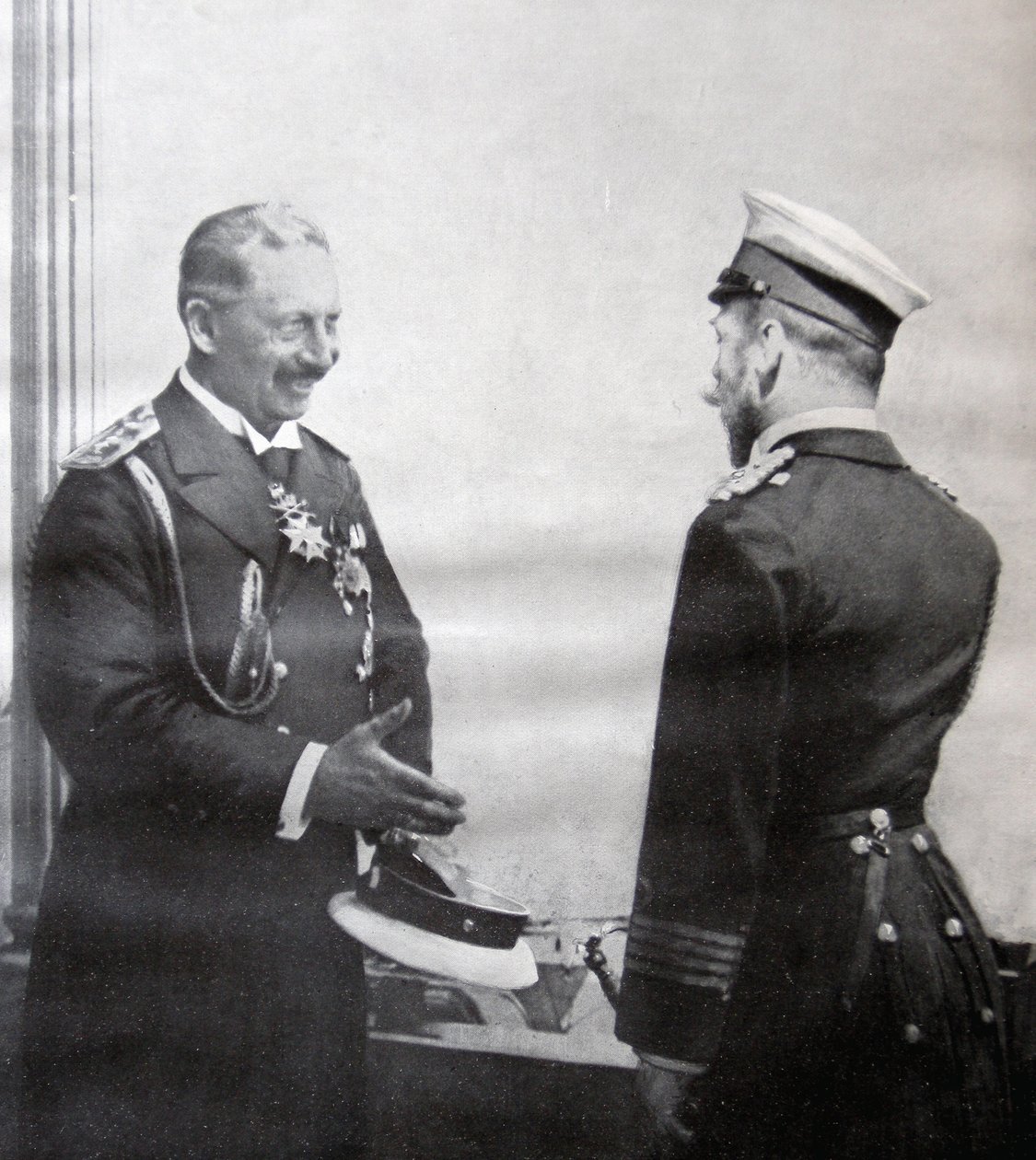 威廉皇帝二世和沙皇尼古拉二世，1914年 作者 法国摄影师