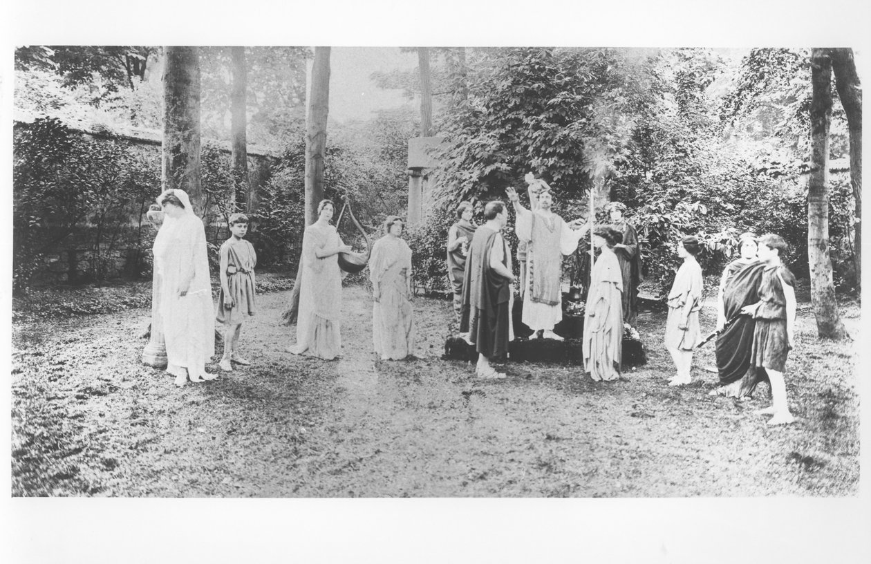 Nathalie Clifford Barney（1876-1972）与舞者穿着加油 作者 法国摄影师