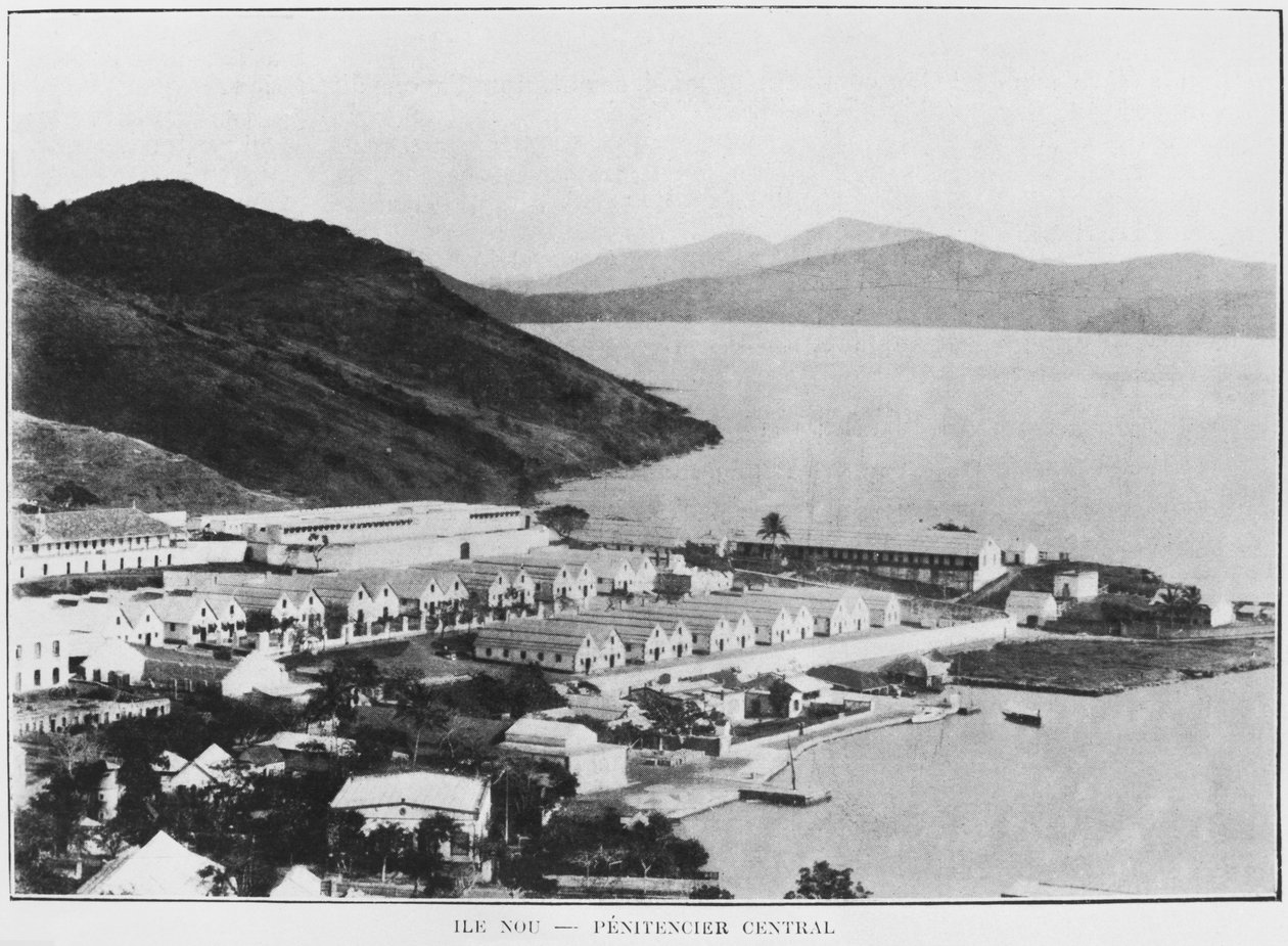 新喀里多尼亚，诺曼岛，中央监狱，来自La Depeche Coloniale，1903年 作者 法国摄影师