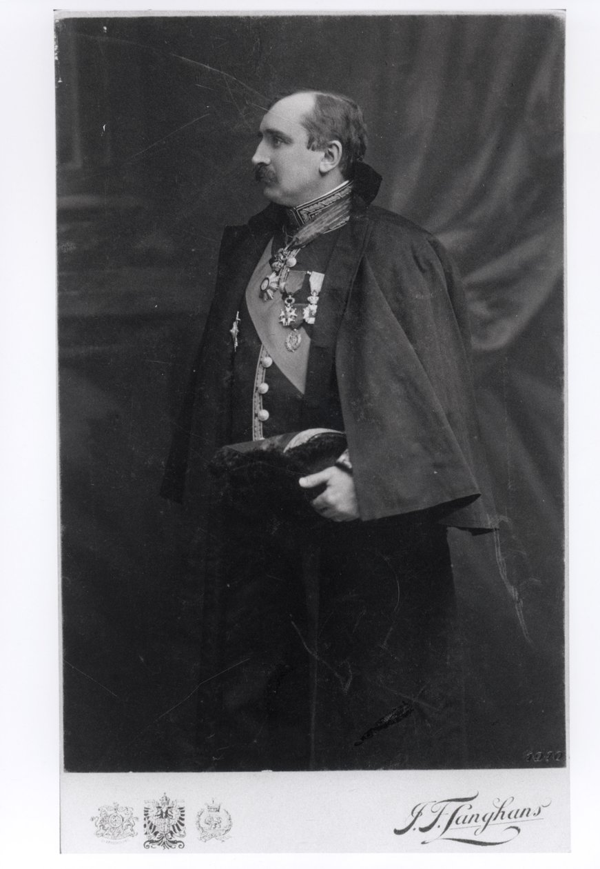 保罗克劳德尔（Paul Claudel，1868-1955），他的大使制服，布拉格，1910-11-11 作者 法国摄影师