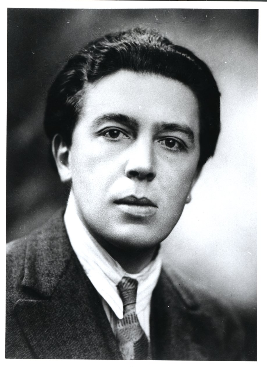 安德烈布雷顿（1896-1966）1930年的肖像 作者 法国摄影师