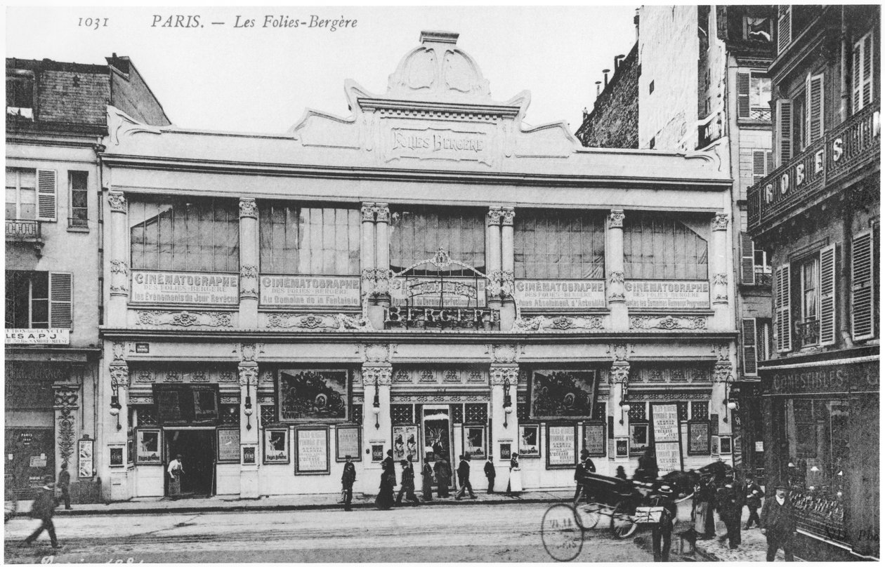 明信片描绘Folies Bergere，rue Richer，巴黎，c.1900 作者 法国摄影师