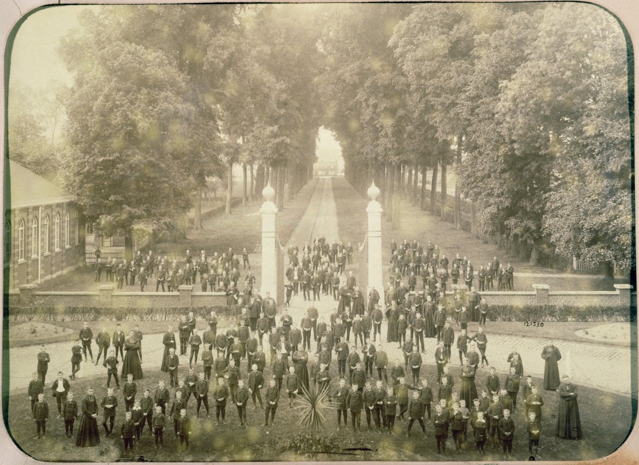 学生和工作人员Libre de Marcq和Baroeuil，1890-1 作者 法国摄影师