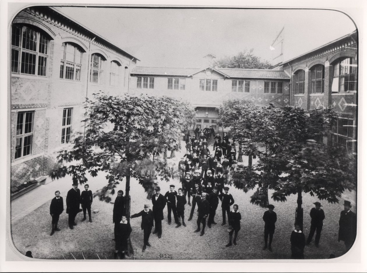 阿尔萨斯的学校，1883-89 作者 法国摄影师