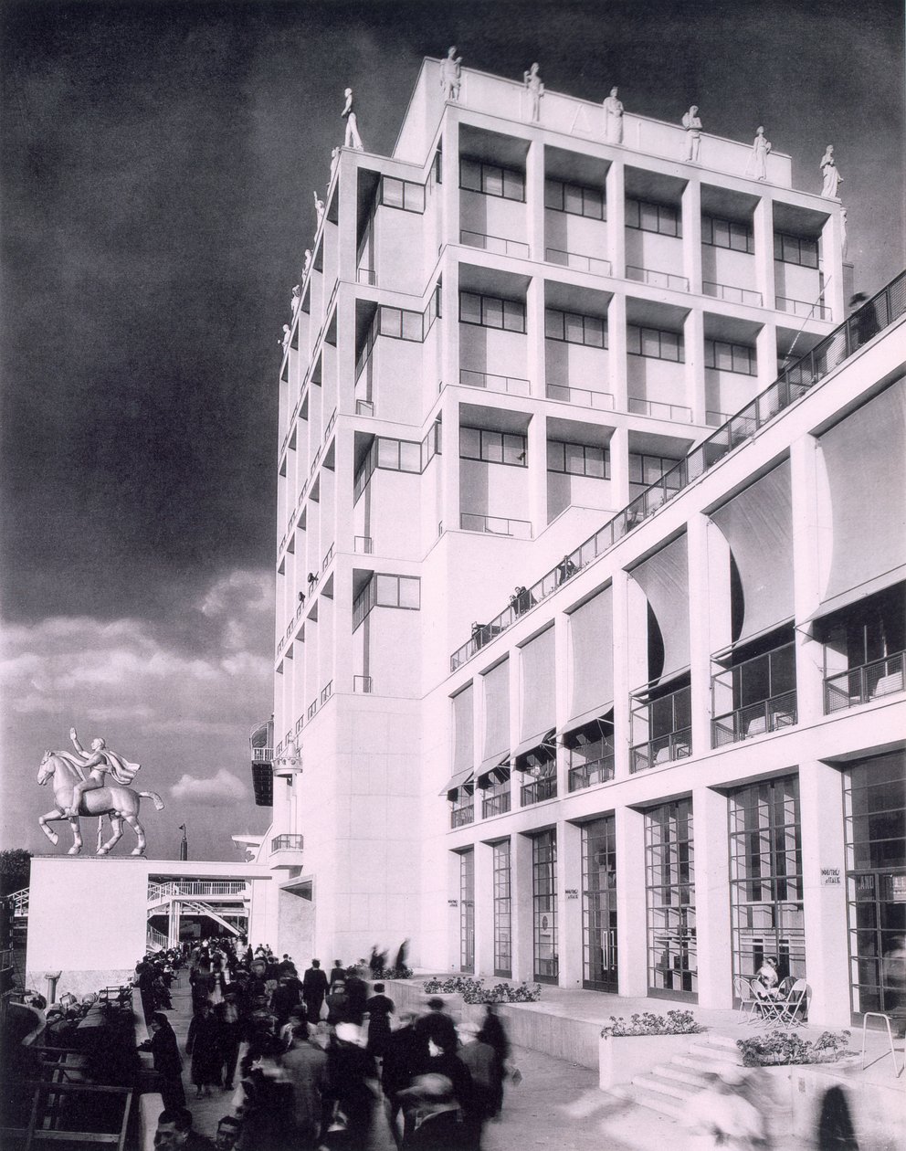 巴黎国际博览会上的意大利建筑，1937年 作者 法国摄影师