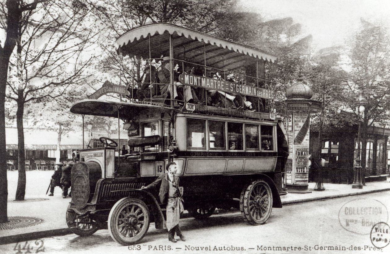 巴黎的新公共汽车。 1906年 作者 法国摄影师