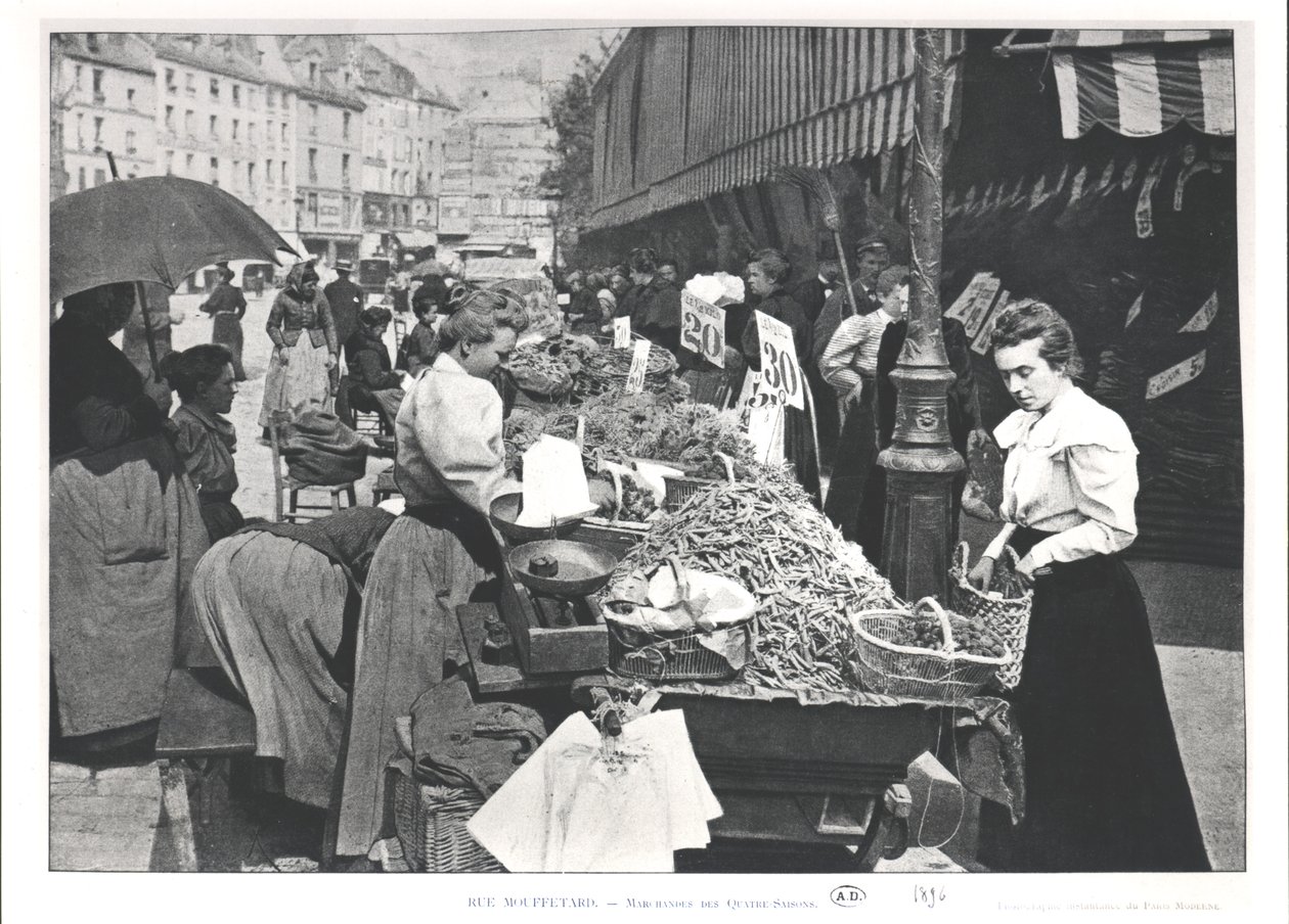 1896年在巴黎rue Mouffetard的街头商人 作者 法国摄影师