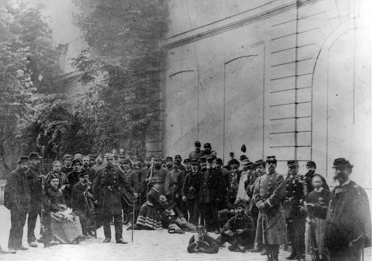 巴黎公社的军队，1871年 作者 法国摄影师