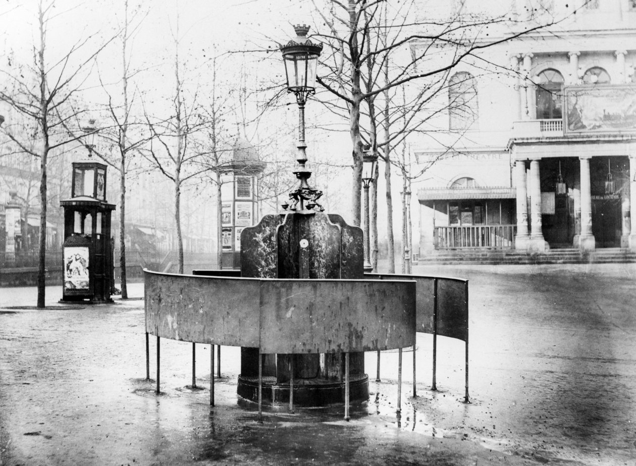 Vespasienne（公共小便池）位于巴黎Grands Boulevards，1900年 作者 法国摄影师