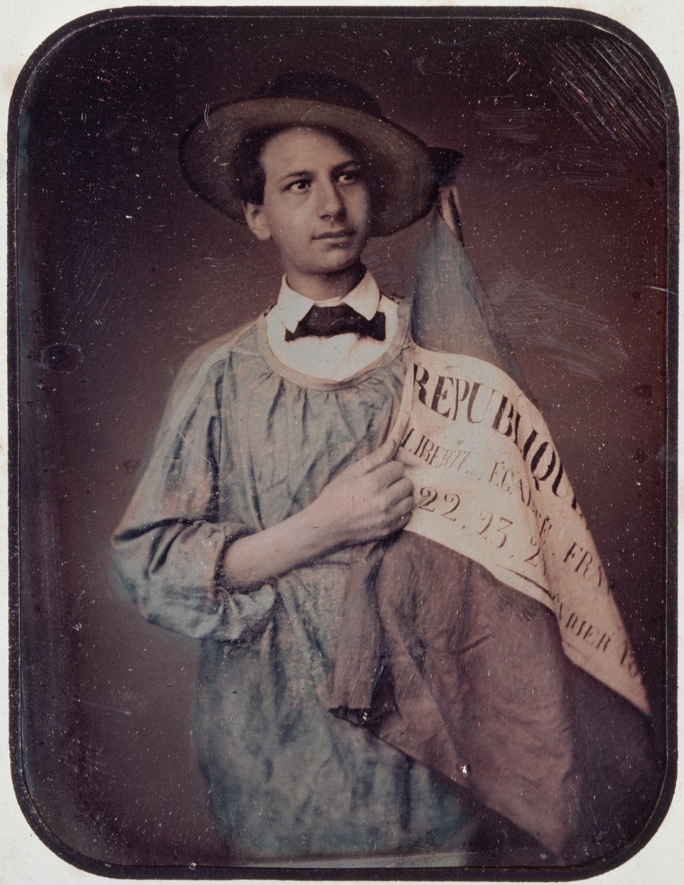 国旗的年轻人，1848年（daguerreotype） 作者 法国摄影师