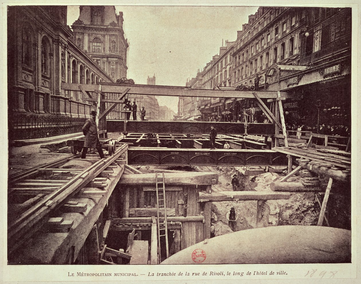 沿着rue de Rivoli建造地铁系统，1898年 作者 法语学校