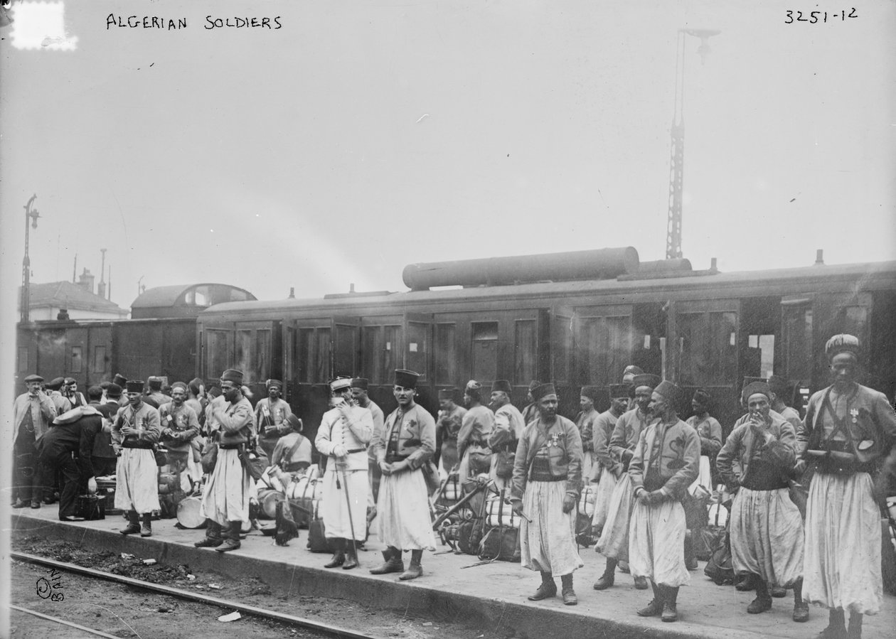 阿尔及利亚士兵，1914-15 作者 法国摄影师