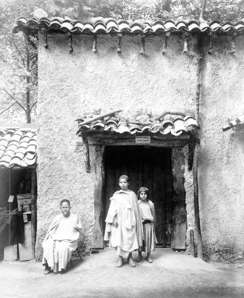 1889年巴黎展览Kabyle House的一个例子 作者 法国摄影师