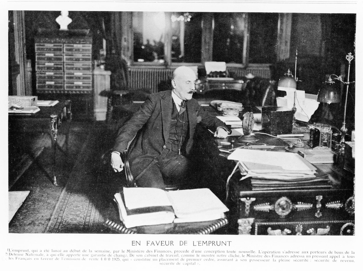 约瑟夫·卡勒（Joseph Caillaux）于1925年在LeMondeIllustré，1925年在电台讲话 作者 法国摄影师