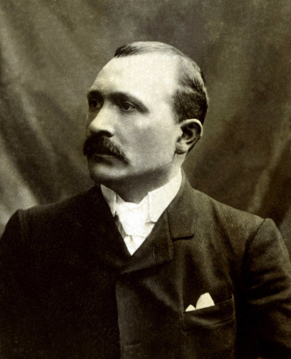 法国政治家 Rene Viviani (1863-1925) 的肖像。 作者 法国摄影师