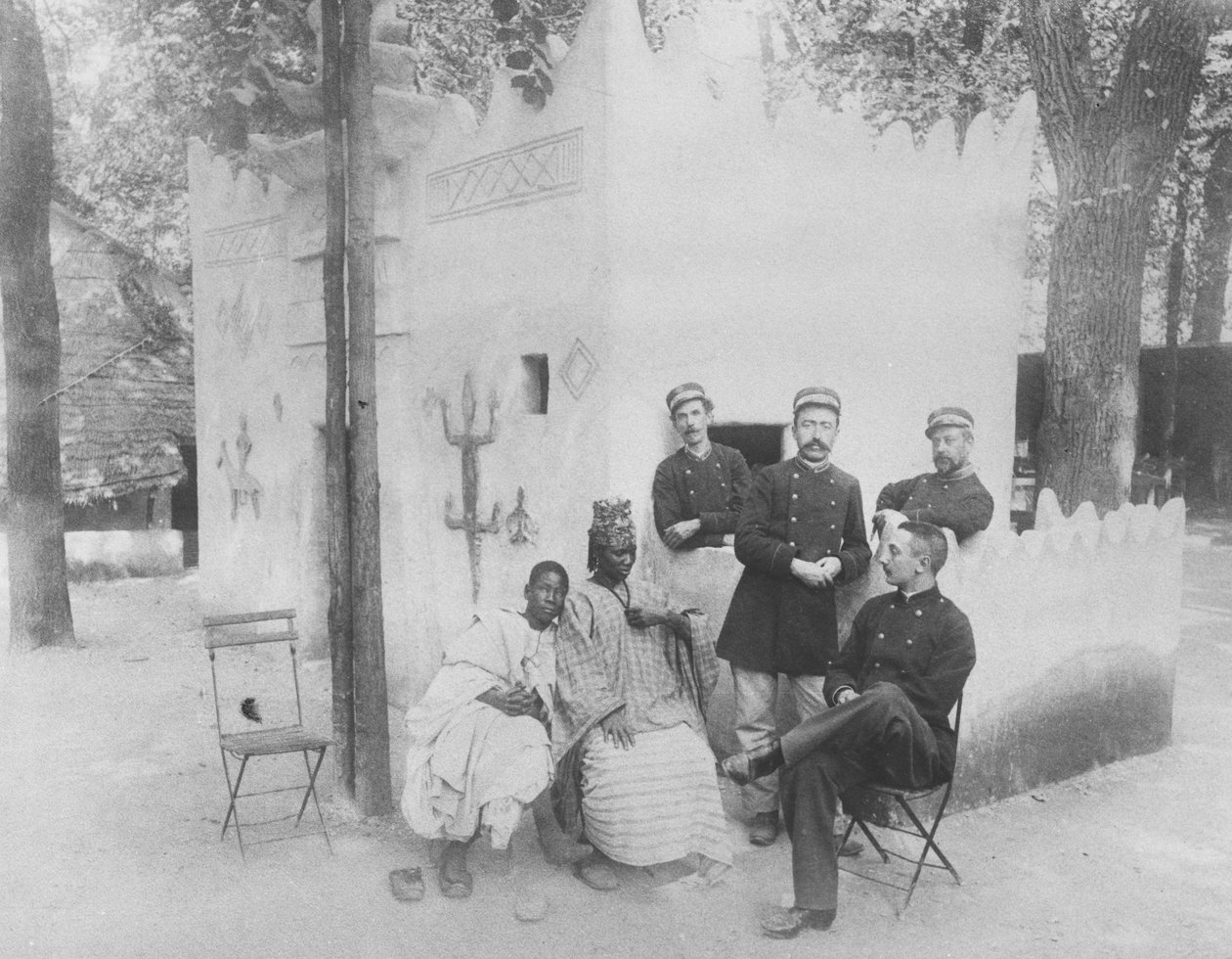 巴黎世界博览会的塞内加尔村，1889年 作者 法国摄影师