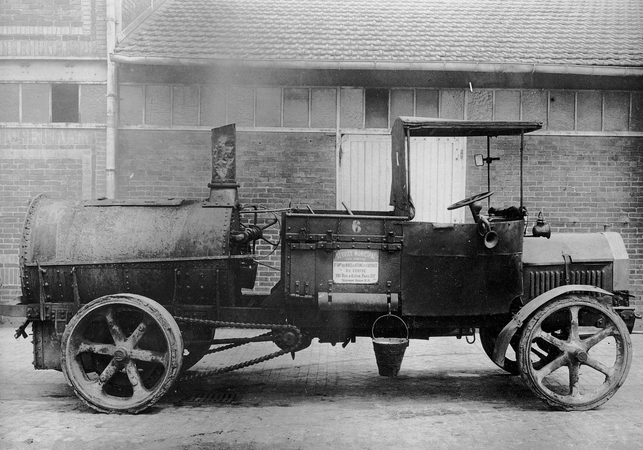Tarring truck，c.1900 作者 法国摄影师