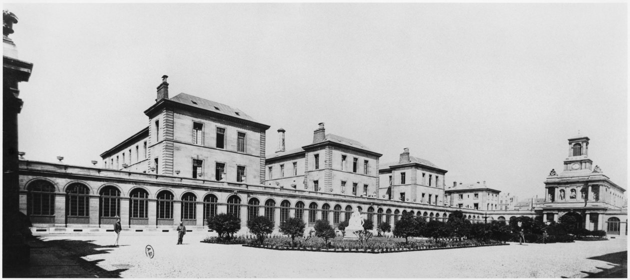Hopital Lariboisiere，巴黎，1880年之前的视图 作者 法国摄影师