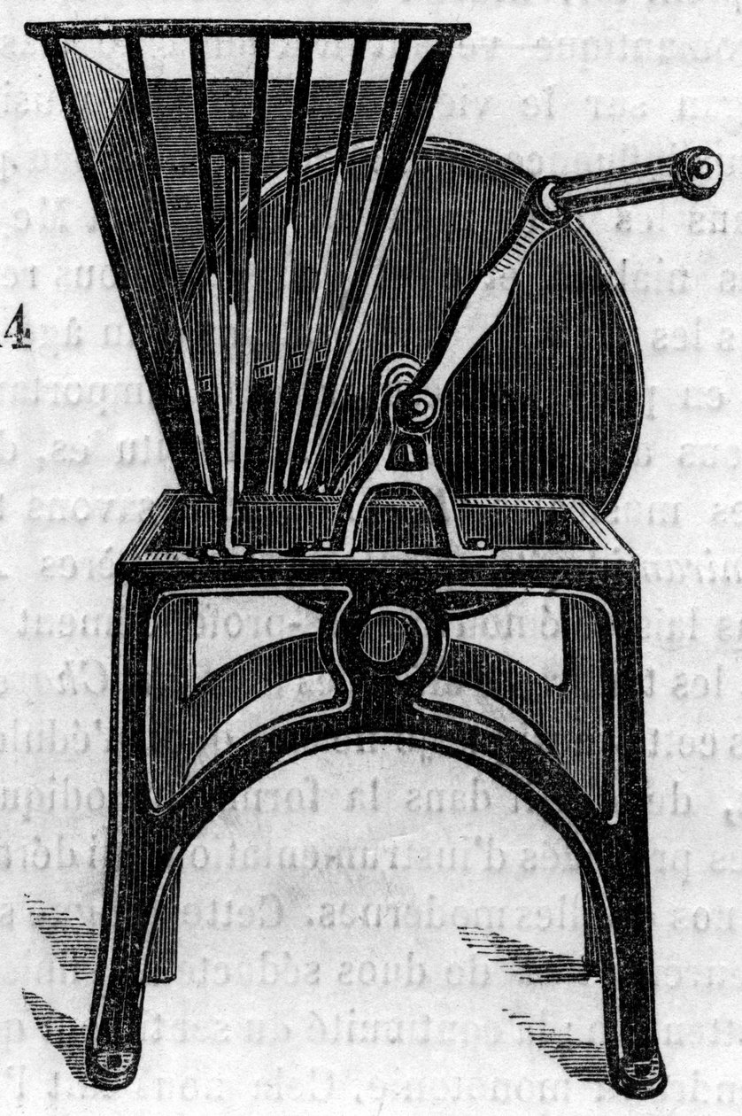 Agricultural machine: a root cut used to prepare vegetables for betail 作者 法语学校