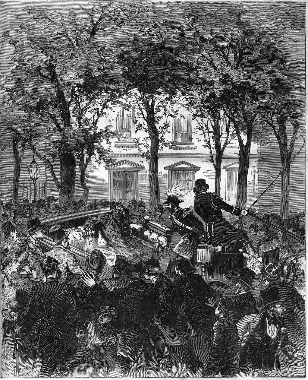 1878年6月2日，柏林，对德国皇帝威廉二世（1797-1888）的攻击：皇帝被德国反政府分子卡尔-诺比林开的一枪打伤。1878年6月8日《世界画报》第1106期的版画。 作者 法语学校