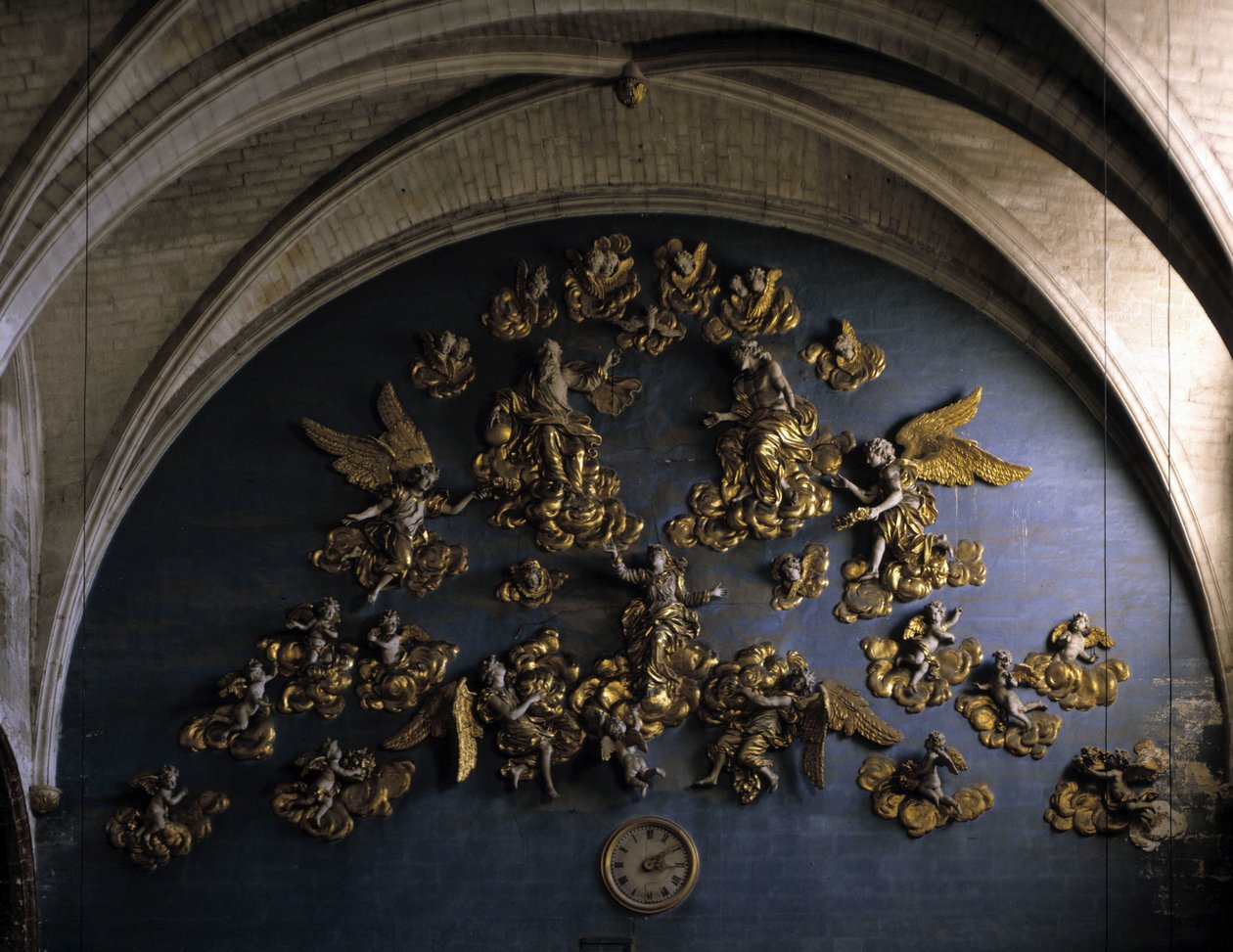 巴洛克式建筑：装饰（17 世纪）。 中殿后壁的天使圣母教堂（Our Lady of the Angels）。 L