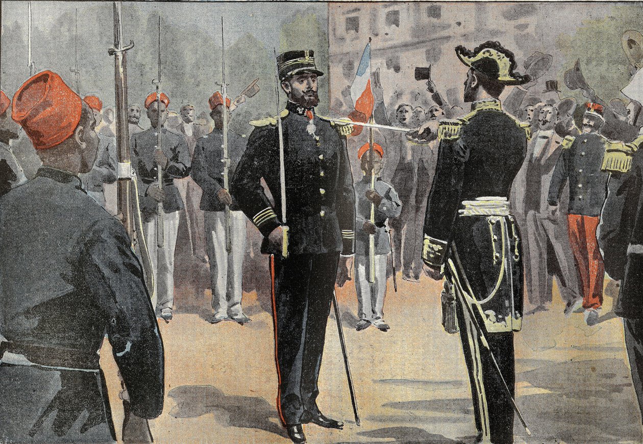 1899年5月30日，指挥官让-巴蒂斯特-马尚（1863-1934）在土伦接受了荣誉军团指挥官的领带，这条领带是由非洲勘探团（Mission march）的塞内加尔骑手德-拉贾勒海军上将（1836-1925）亲手授予的。 作者 法语学校