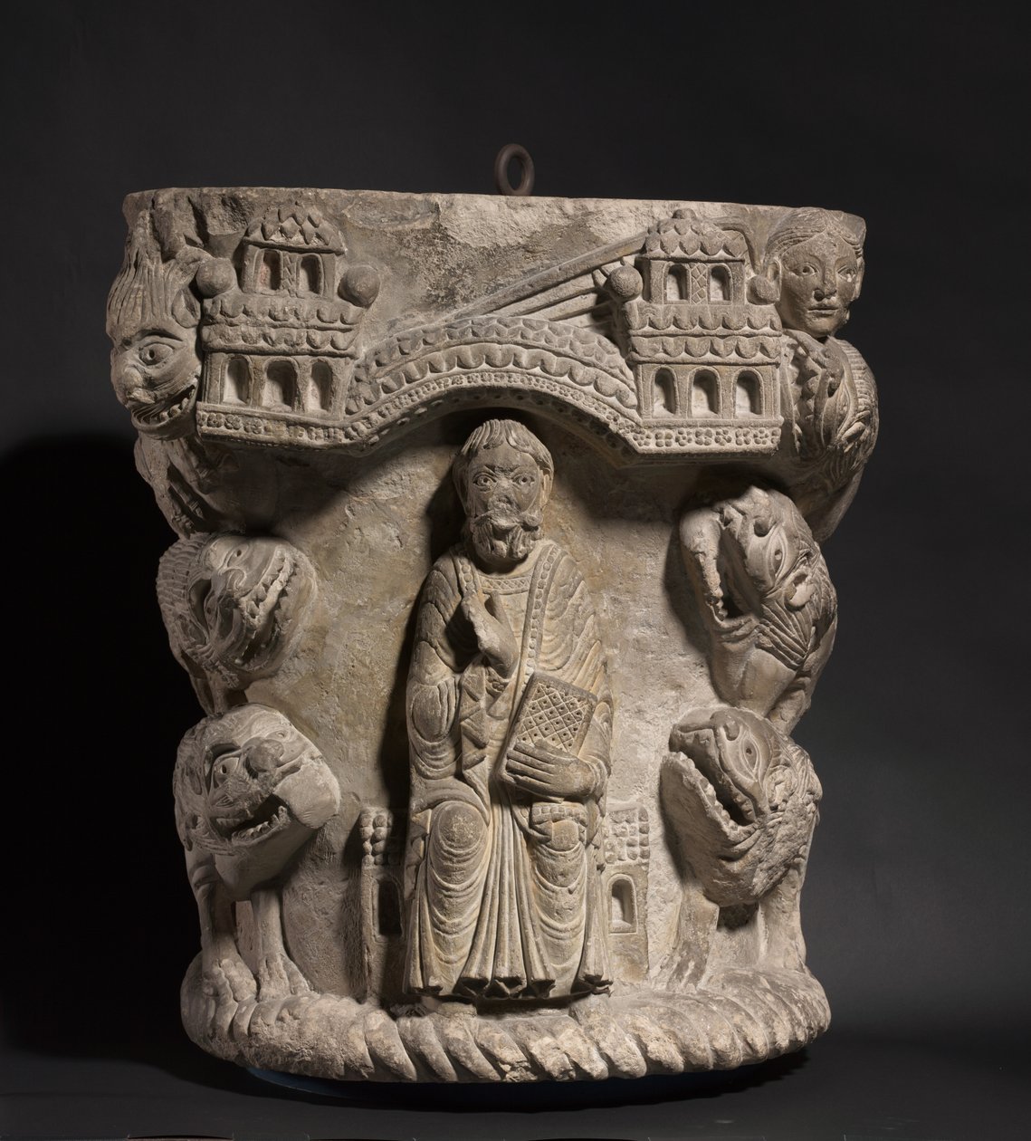 丹尼尔在狮子的书房，c.1125-1150 作者 法语学校